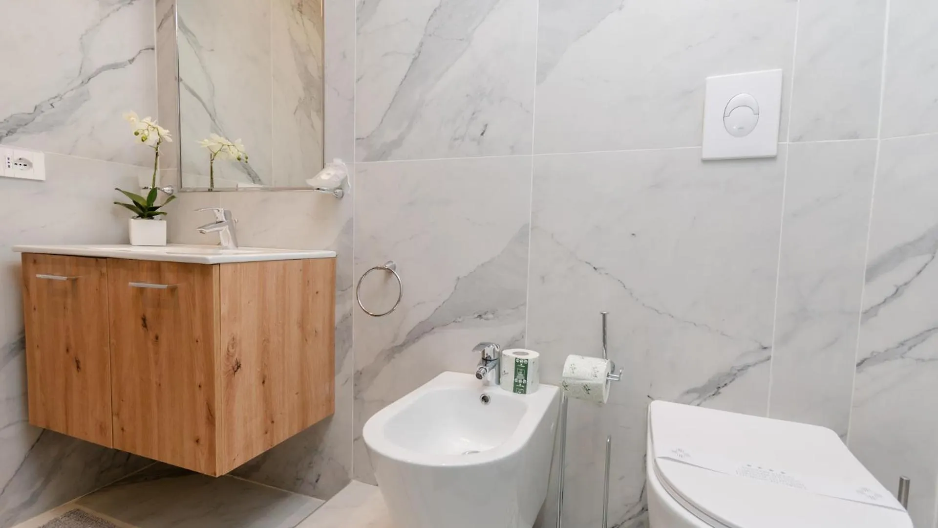 Vivimihome - Bligny Luxury House ميلان شقة