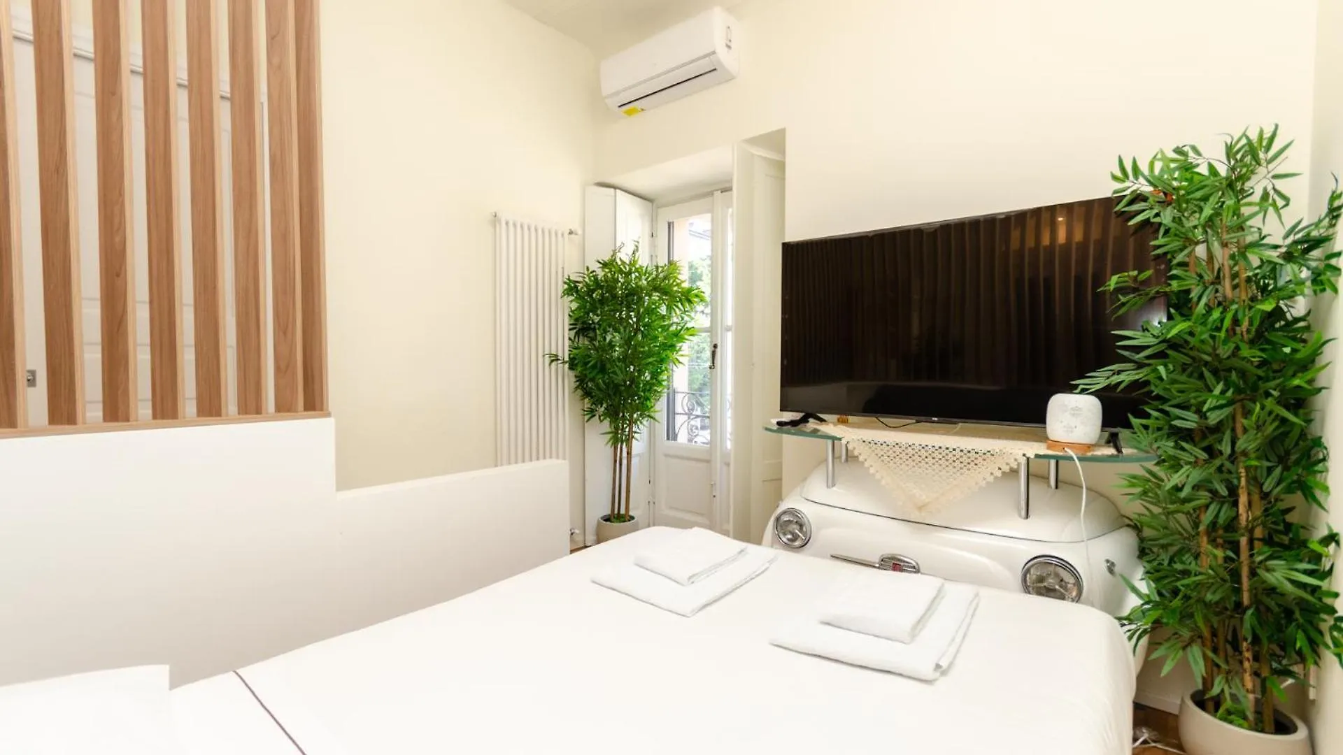 Vivimihome - Bligny Luxury House location